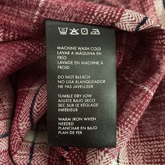 Amazon women long sleeve button down plaid shirt cut out back plus size curvy 1X - Picture 12 of 12